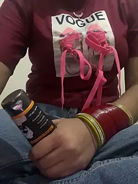 Cute maari online show from April 2026 10:14:02 PM