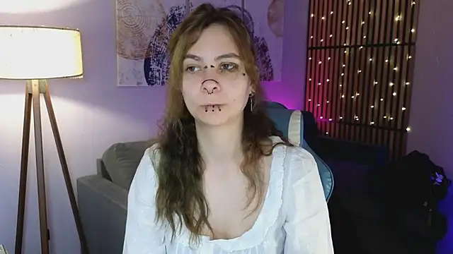 Snapshot of carter_flower chatting on April 2026 11:57:02 AM carter flower online show from April 2026 11:57:02 AM