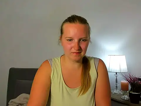 Snapshot of RoseTeacherX chatting on May 2026 05:29:01 PM RoseTeacherX online show from May 2026 05:29:01 PM