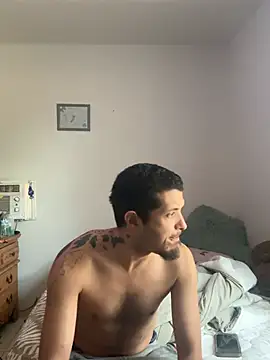 Snapshot of irakyhernadez chatting on April 2026 04:23:01 PM irakyhernadez online show from April 2026 04:23:01 PM