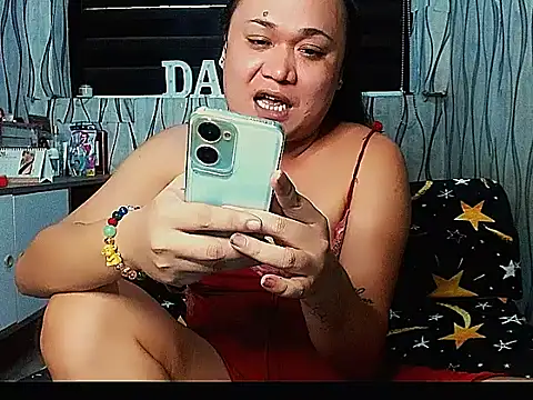 TsDomBella online show from April 2026 08:26:01 AM