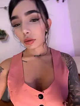 milasantana  online show from June 2026 10:52:01 PM