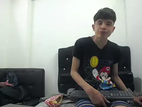 alex it0 online show from May 2026 10:51:01 PM
