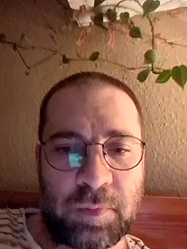 Snapshot of gayboyx77 chatting on April 2026 07:58:02 PM gayboyx77 online show from April 2026 07:58:02 PM