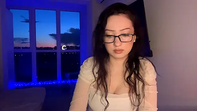 Snapshot of Meow_Alika chatting on April 2026 05:18:01 PM Meow Alika online show from April 2026 05:18:01 PM