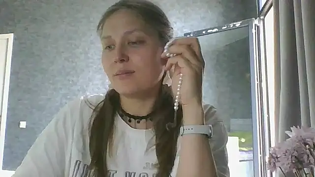 Snapshot of Aphrodisiaque_ chatting on May 2026 01:05:02 PM Aphrodisiaque online show from May 2026 01:05:02 PM