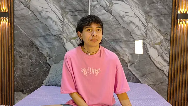 NoahWalker   online show from May 2026 11:05:02 AM