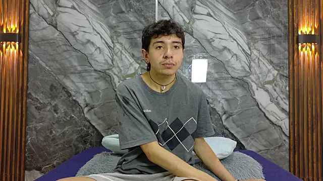 Snapshot of NoahWalker__ chatting on July 2026 11:01:02 AM NoahWalker online show from July 2026 11:01:02 AM