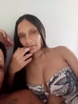 Snapshot of gleyce_fada1 chatting on April 2026 07:43:01 PM gleyce fada1 online show from April 2026 07:43:01 PM