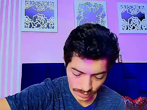 taylor Stele online show from April 2026 01:31:02 PM