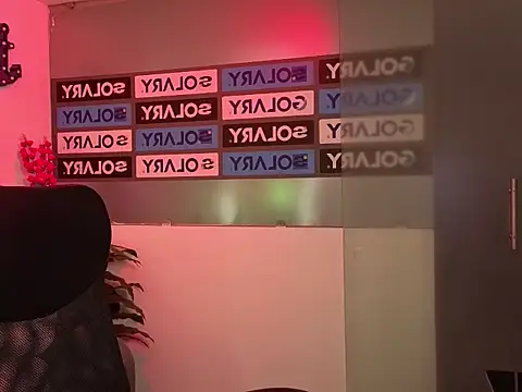 Snapshot of Zoe_Swett chatting on April 2026 01:01:01 PM Zoe Swett online show from April 2026 01:01:01 PM