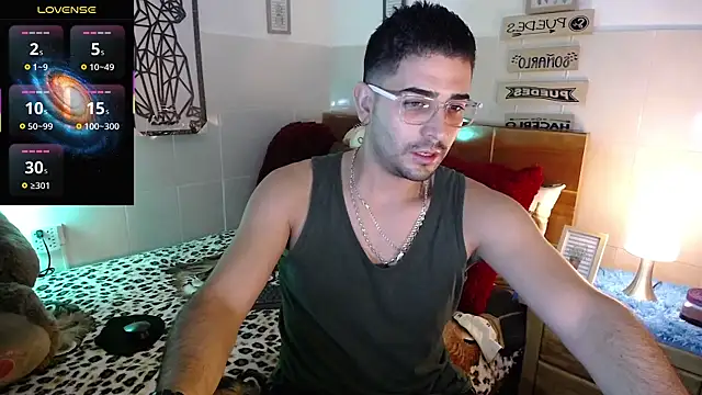 Snapshot of andders_ chatting on June 2026 11:38:02 PM andders online show from June 2026 11:38:02 PM