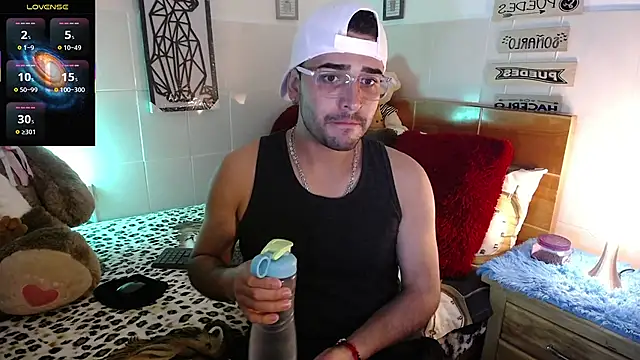 Snapshot of andders_ chatting on June 2026 12:48:02 AM andders online show from June 2026 12:48:02 AM