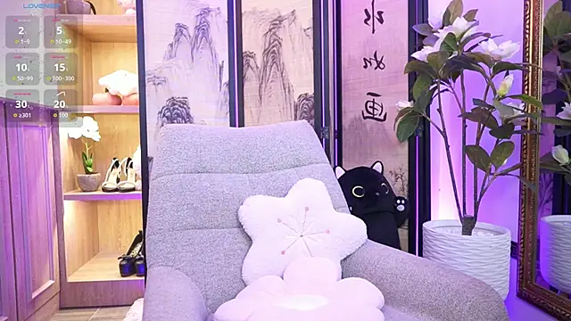 AlinaBennet  online show from July 2026 11:35:01 AM
