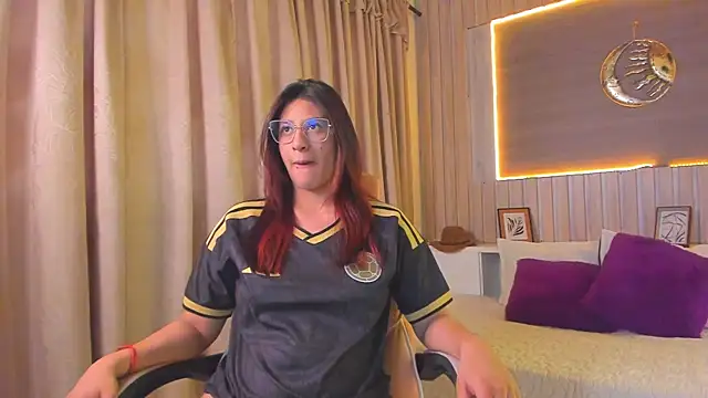 Snapshot of Naughty_Kat_ chatting on June 2026 11:59:02 AM Naughty Kat online show from June 2026 11:59:02 AM