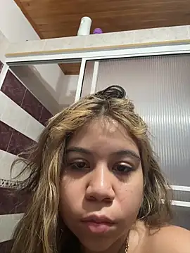 Snapshot of M1la_18 chatting on June 2026 05:46:01 AM M1la 18 online show from June 2026 05:46:01 AM