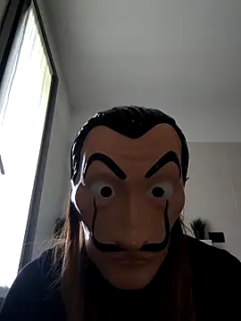 Snapshot of Ninileo chatting on April 2026 09:25:01 AM Ninileo online show from April 2026 09:25:01 AM