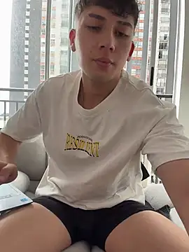 OLIVER K online show from July 2026 06:58:02 PM