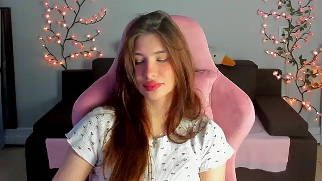 Snapshot of SonyaMalish chatting on April 2026 05:54:02 AM SonyaMalish online show from April 2026 05:54:02 AM