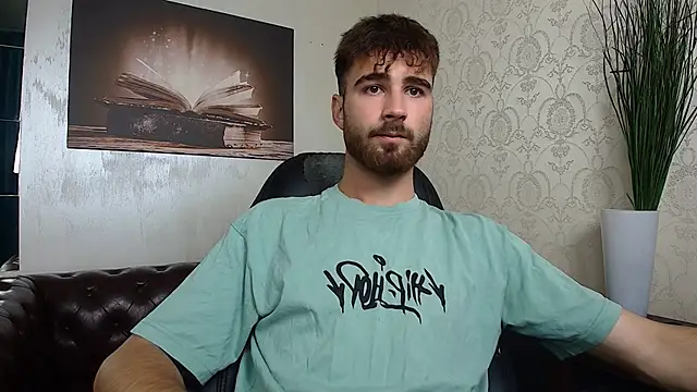 KyloEast online show from July 2026 04:17:02 AM