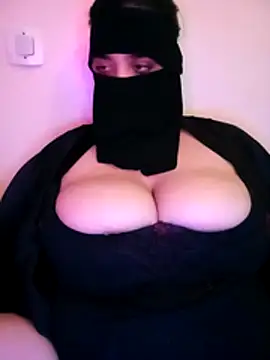 Snapshot of Meryem_sexyy chatting on July 2026 02:20:02 AM Meryem sexyy online show from July 2026 02:20:02 AM