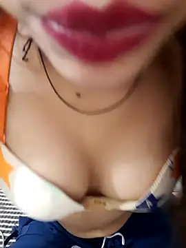 Snapshot of Riya_rani7 chatting on July 2026 03:54:01 AM Riya rani7 online show from July 2026 03:54:01 AM