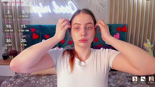 Snapshot of ReneeBlair chatting on May 2026 01:36:02 AM ReneeBlair online show from May 2026 01:36:02 AM