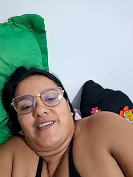 Snapshot of Samanta-42 chatting on June 2026 02:35:01 AM Samanta-42 online show from June 2026 02:35:01 AM