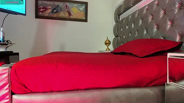 thiccylexxy  online show from May 2026 12:34:02 PM