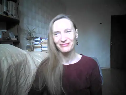 Snapshot of LunaBelle8 chatting on May 2026 01:38:02 PM LunaBelle8 online show from May 2026 01:38:02 PM