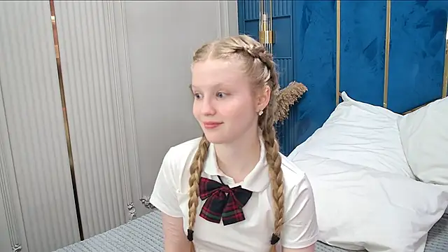 LilianHowards online show from May 2026 09:49:02 AM