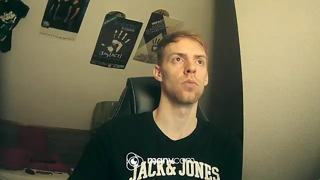 Milkyman7 online show from December 2024 08:25:02 PM