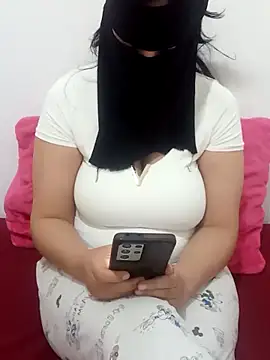Youmy love26 online show from April 2026 09:19:01 PM