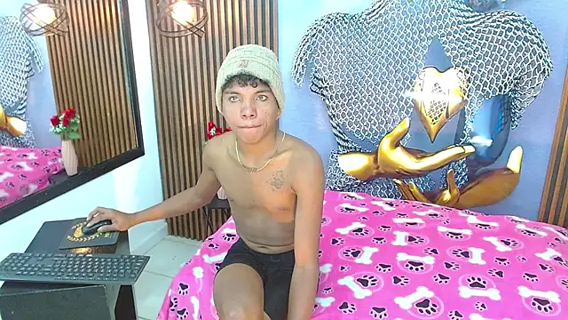 Chris Hott online show from May 2026 07:44:02 PM