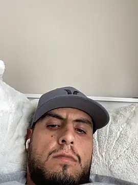 lameraverga25 online show from April 2026 08:20:02 PM