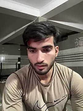 aarav chaudhary007 online show from April 2026 03:54:02 AM