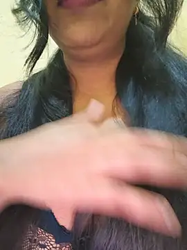 Snapshot of Newragini chatting on June 2026 05:57:02 PM Newragini online show from June 2026 05:57:02 PM
