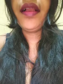 Snapshot of Newragini chatting on June 2026 09:14:01 PM Newragini online show from June 2026 09:14:01 PM