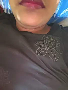 Snapshot of Newragini chatting on June 2026 04:27:02 PM Newragini online show from June 2026 04:27:02 PM