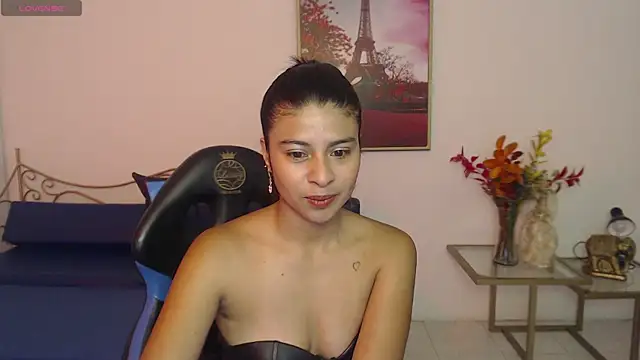 Lady isabella  online show from May 2026 01:09:02 PM