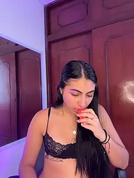 Snapshot of Lily_Rush chatting on May 2026 12:02:01 PM Lily Rush online show from May 2026 12:02:01 PM