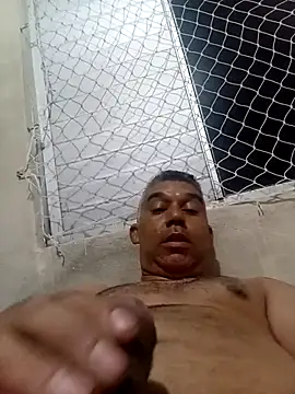 Snapshot of barateza0724 chatting on April 2026 05:39:02 PM barateza0724 online show from April 2026 05:39:02 PM