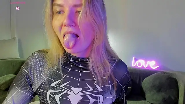 TonyaMeow online show from July 2026 01:18:01 AM