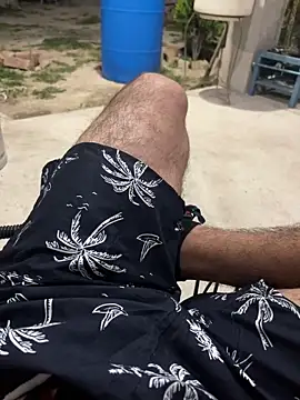 Snapshot of Cesarelpitoduro chatting on April 2026 07:23:01 AM Cesarelpitoduro online show from April 2026 07:23:01 AM