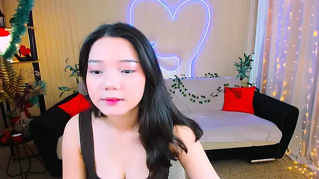 Snapshot of milana_dance chatting on May 2026 04:17:01 AM milana dance online show from May 2026 04:17:01 AM