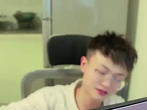 Snapshot of bianfu_001 chatting on April 2026 01:59:02 PM bianfu 001 online show from April 2026 01:59:02 PM