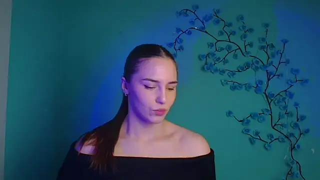 Snapshot of Kyara_ra chatting on April 2026 05:19:01 AM Kyara ra online show from April 2026 05:19:01 AM