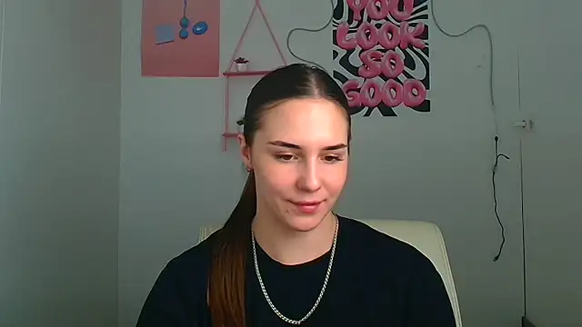 Snapshot of Kyara_ra chatting on June 2026 09:36:02 AM Kyara ra online show from June 2026 09:36:02 AM