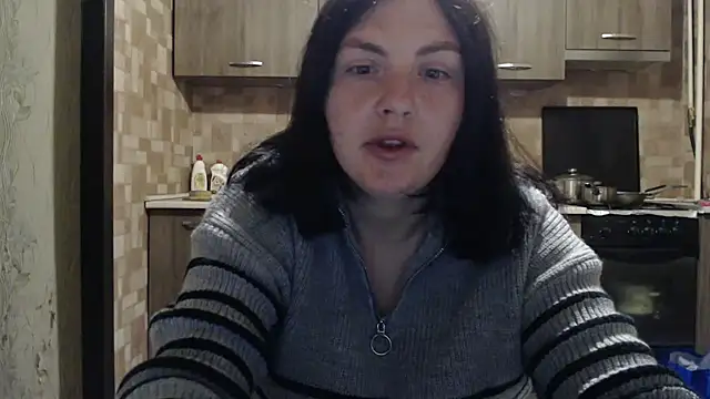 Snapshot of AlinaxJames chatting on April 2026 05:47:01 PM AlinaxJames online show from April 2026 05:47:01 PM