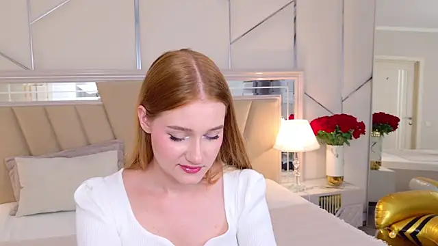 EmmiliRosse online show from July 2026 05:29:02 PM